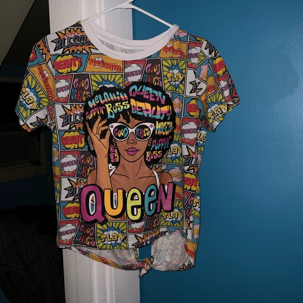 Multicolored Queen of Melanin Shirt with the back out